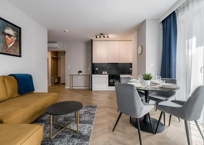 Metropolis Design Apartments